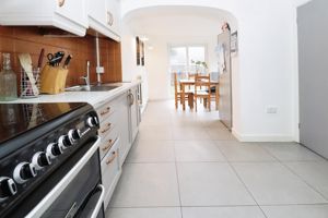 CHURCHILL CLOSE- click for photo gallery